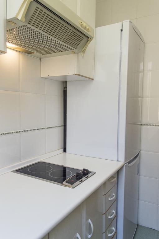 For You Rentals Reina Sofia Apartment Temporal Df21 Madrid Exterior photo